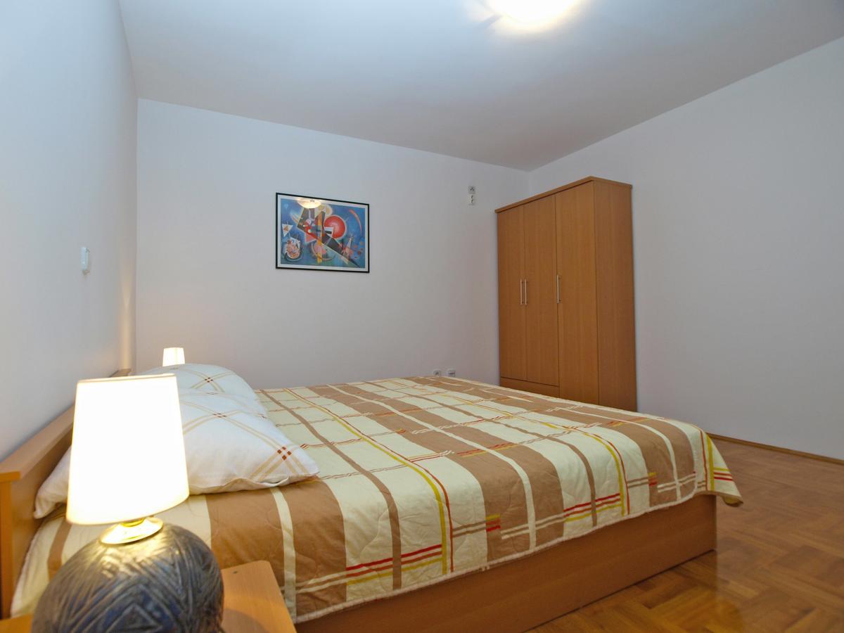 Apartment Alma 1600 Пула Экстерьер фото